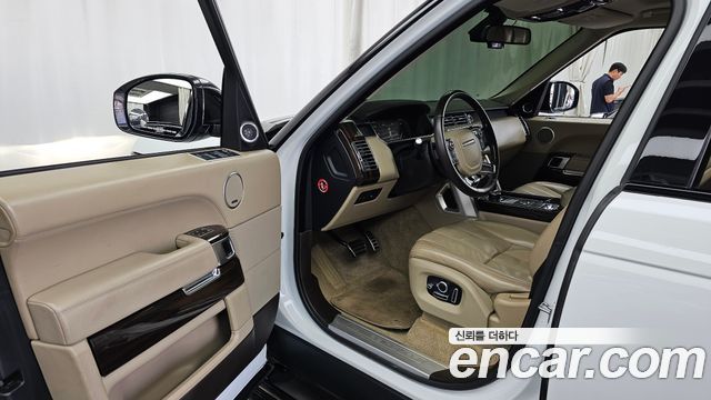 Land Rover Range Rover (IV) 4.4 SDV8 Vogue SE DIESEL 2016 — фото 10