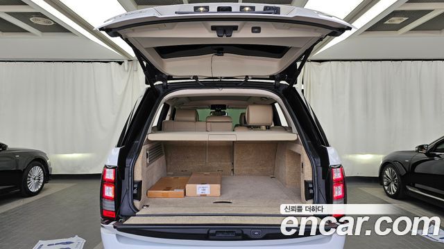 Land Rover Range Rover (IV) 4.4 SDV8 Vogue SE DIESEL 2016 — фото 20