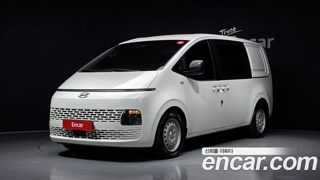 Hyundai Staria Cargo 5-Seater Smart 2022 — фото 1