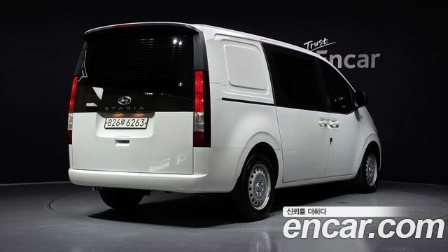 Hyundai Staria Cargo 5-Seater Smart 2022 — фото 2