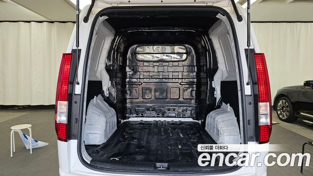 Hyundai Staria Cargo 5-Seater Smart 2022 — фото 20