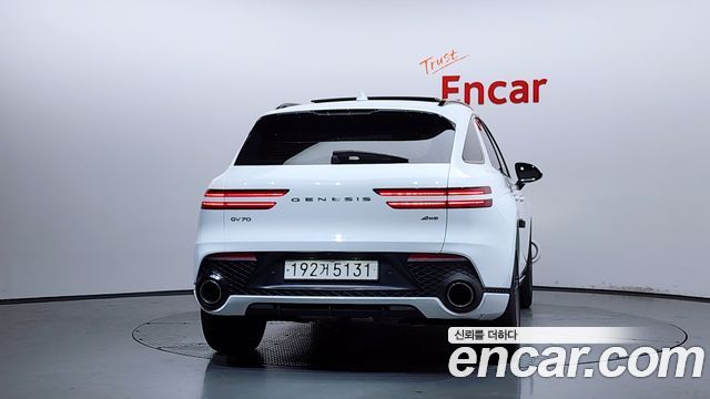 Genesis GV70 2.5T Gasoline AWD 2022 — фото 4