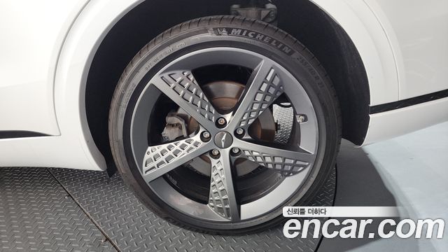 Genesis GV70 2.5T Gasoline AWD 2022 — фото 21
