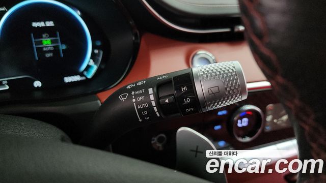 Genesis GV70 2.5T Gasoline AWD 2022 — фото 28