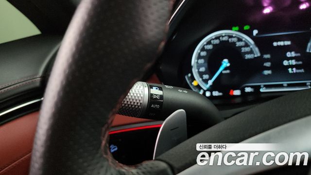 Genesis GV70 2.5T Gasoline AWD 2022 — фото 29