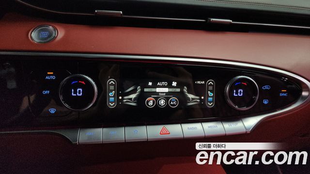 Genesis GV70 2.5T Gasoline AWD 2022 — фото 31