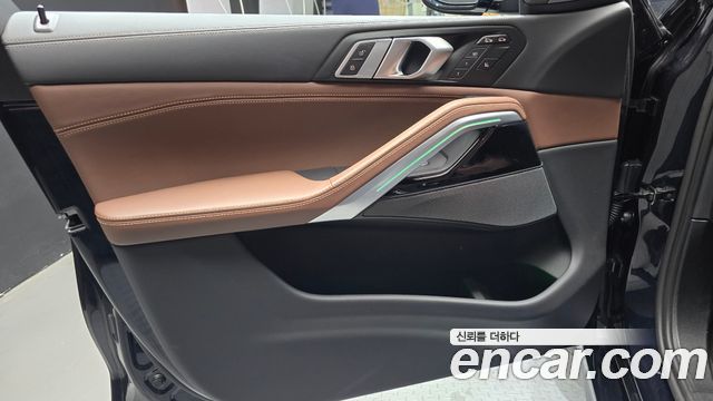 BMW X6 (G06) xDrive40i M Sport 2025 — фото 30