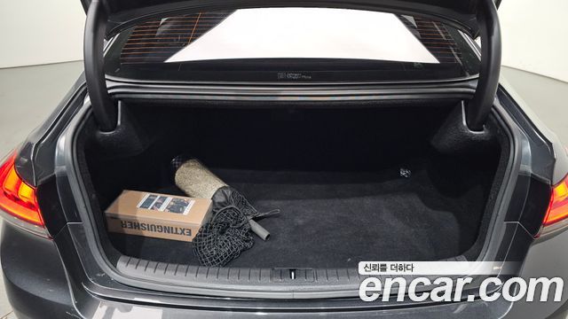 Genesis G80 3.3 GDI AWD Luxury 2017 — фото 20