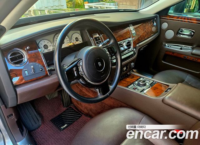 Rolls-Royce Ghost 6.6 V12 2014 — фото 9