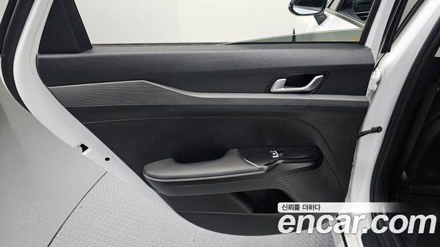 Kia K5 (III) 2.0 LPI(Renter car) Trandy 2022 — фото 25