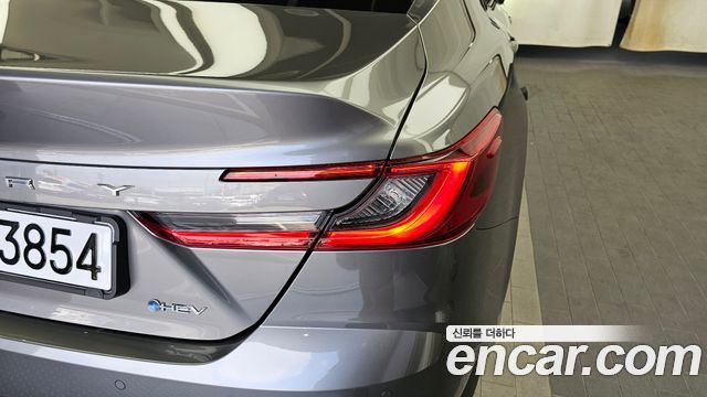 Toyota Camry (XV80) 2.5 XLE Premium Hybrid 2026 — фото 23