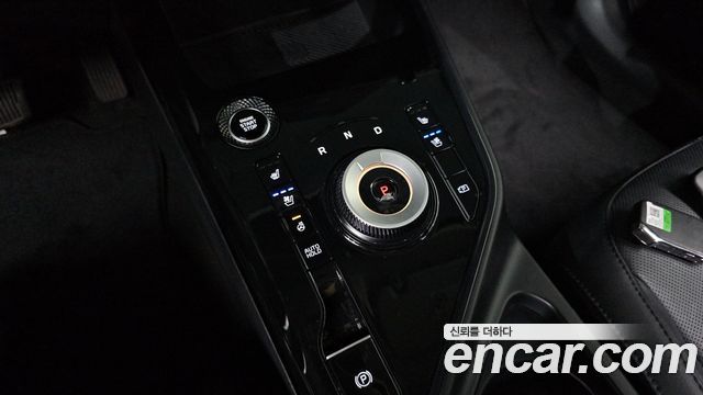 Kia Niro Prestige 2024 — фото 9