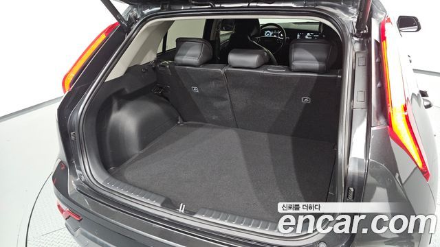 Kia Niro Prestige 2024 — фото 27