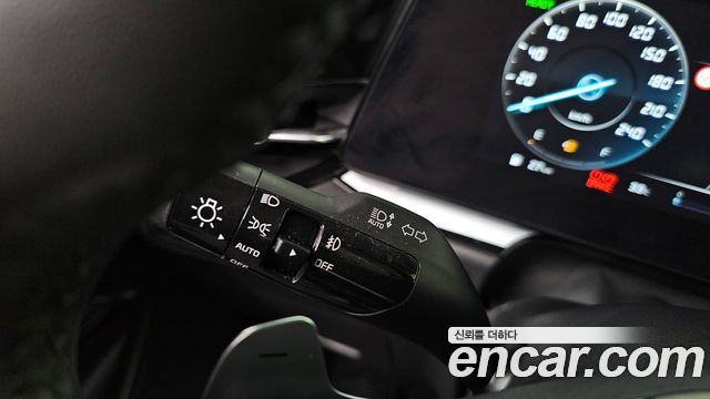 Kia Niro Prestige 2024 — фото 33