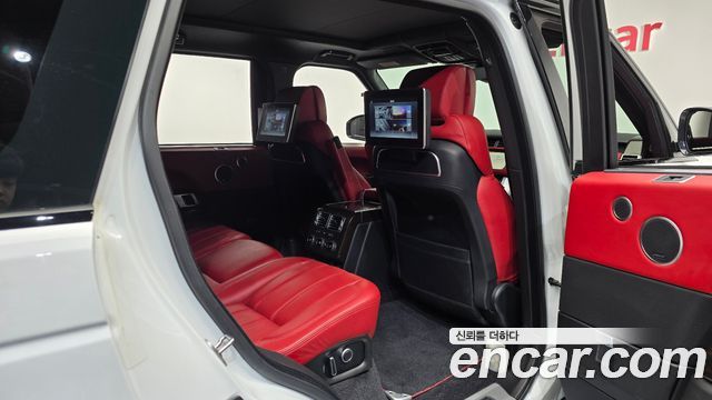 Land Rover Range Rover (IV) 4.4 SDV8 AB LWB DIESEL 2017 — фото 15