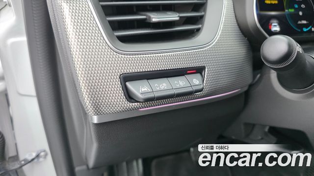Renault Korea XM3 1.6 E-TECH Inspire e-shifter 2023 — фото 12