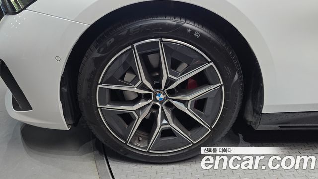 BMW 5 Series (G60) 520i Special Edition 2026 — фото 5