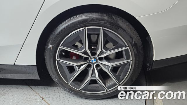 BMW 5 Series (G60) 520i Special Edition 2026 — фото 21