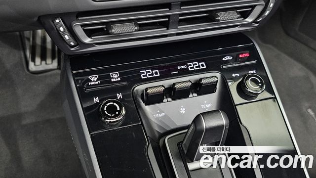 Porsche 911 (992) Carrera 4S Cabriolet 2021 — фото 33