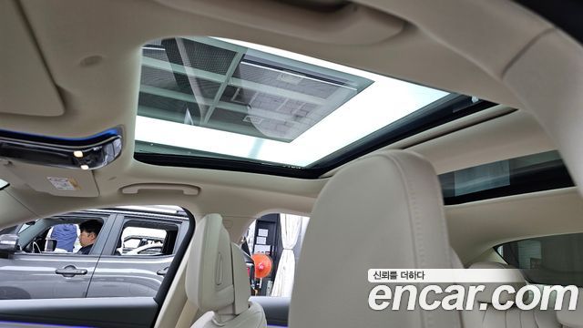 Mercedes-Benz E-Class (W214) E220d 4MATIC Exclusive 2024 — фото 19