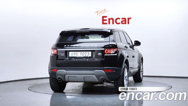 Land Rover Range Rover Evoque 2.2 SD4 Pure 2015 — фото 4