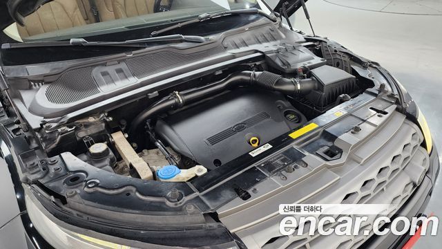 Land Rover Range Rover Evoque 2.2 SD4 Pure 2015 — фото 6