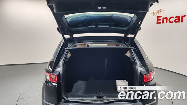 Land Rover Range Rover Evoque 2.2 SD4 Pure 2015 — фото 19