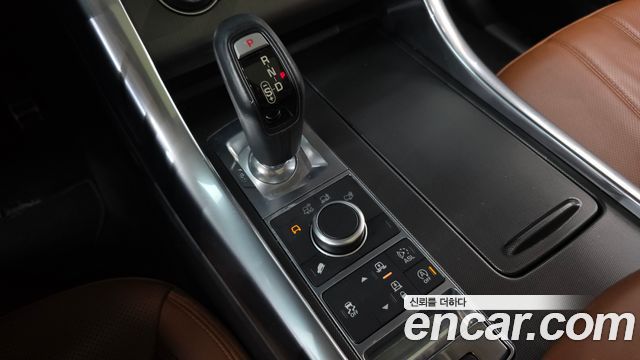 Land Rover Range Rover Sport (II) 3.0 SDV6 HSE Dynamic 2016 — фото 9
