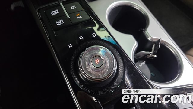 Kia K8 2.5 Gasoline 2WD Noblesse Light 2022 — фото 9