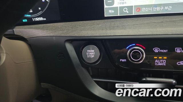 Kia K8 2.5 Gasoline 2WD Noblesse Light 2022 — фото 29