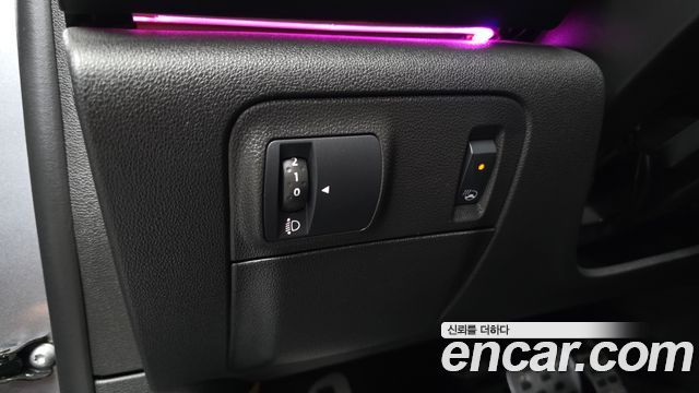 Renault Korea SM6 2.0 GDe LE 2017 — фото 27