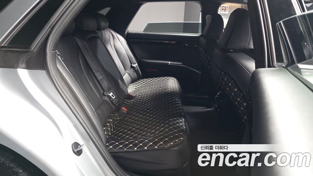 Hyundai Grandeur (GN7) 3.5 LPG 2WD (Taxi) Deluxe 2026 — фото 12