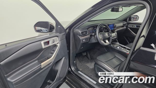 Ford Explorer (VI) 2.3 LimIted 4WD 2020 — фото 10