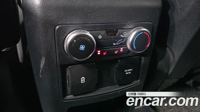 Ford Explorer (VI) 2.3 LimIted 4WD 2020 — фото 19