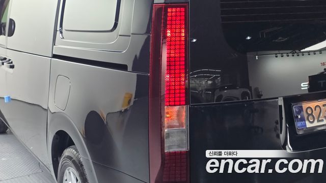 Hyundai Staria L3.5 Cargo 5-Seater Modern 2024 — фото 23