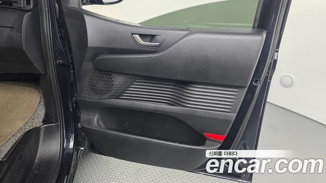 Hyundai Staria L3.5 Cargo 5-Seater Modern 2024 — фото 24