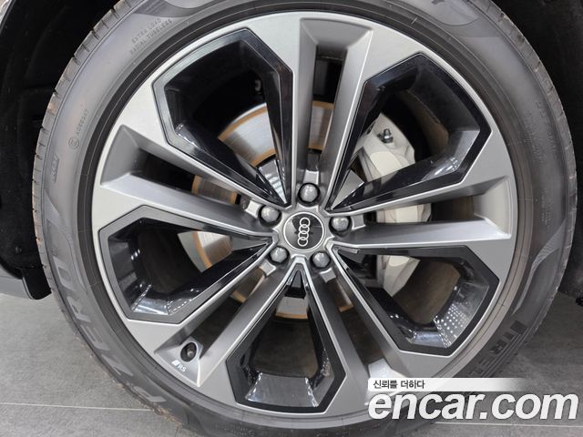 Audi Q7 (4M) 55 TFSI Quattro Premium 2026 — фото 5