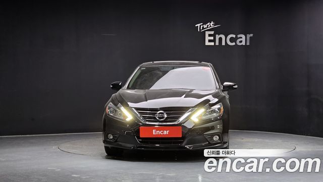 Nissan Altima 2.5 Tech L33 2017 — фото 3