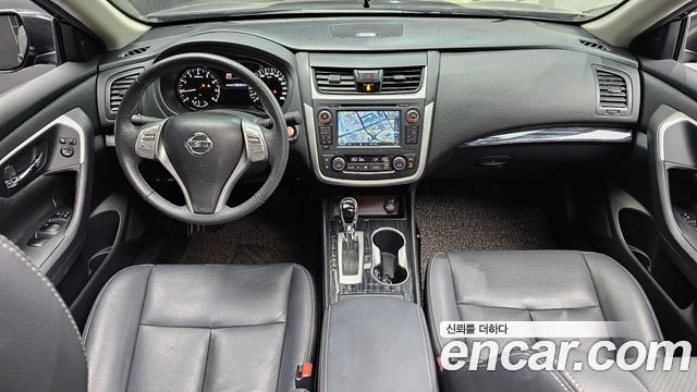 Nissan Altima 2.5 Tech L33 2017 — фото 7