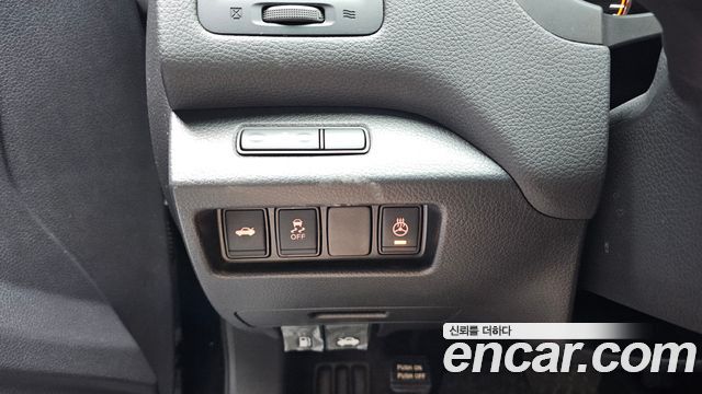 Nissan Altima 2.5 Tech L33 2017 — фото 18