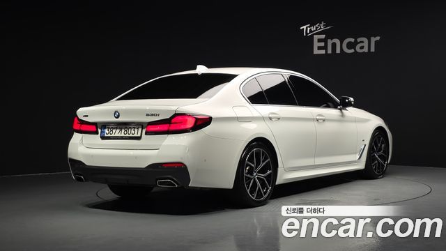 BMW 5 Series (G30) 530i xDrive M Sport Package 2022 — фото 2