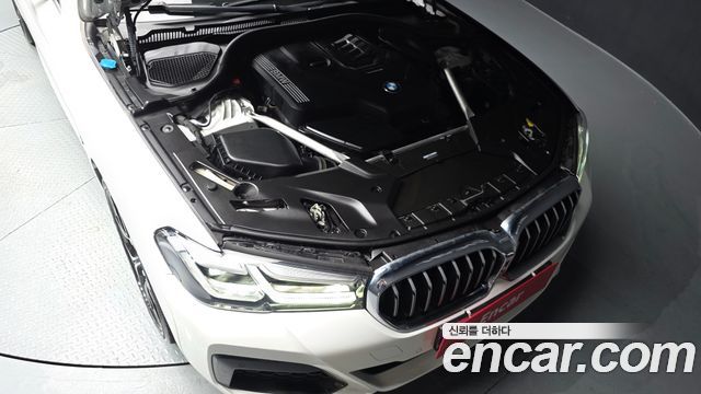 BMW 5 Series (G30) 530i xDrive M Sport Package 2022 — фото 6