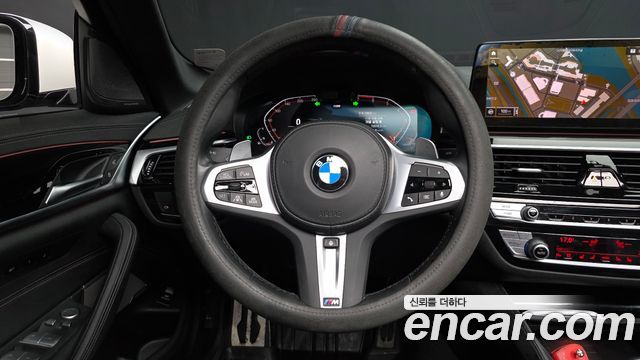 BMW 5 Series (G30) 530i xDrive M Sport Package 2022 — фото 13