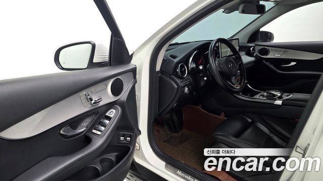 Mercedes-Benz GLC-Class (X253) GLC350e 4MATIC Premium 2019 — фото 11