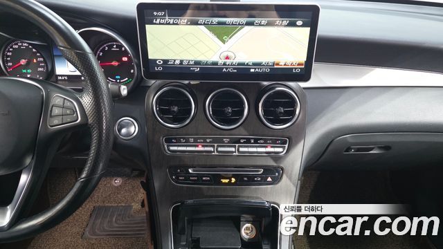 Mercedes-Benz GLC-Class (X253) GLC350e 4MATIC Premium 2019 — фото 15