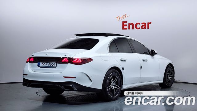 Mercedes-Benz E-Class (W214) E300 4MATIC AMG Line 2025 — фото 2