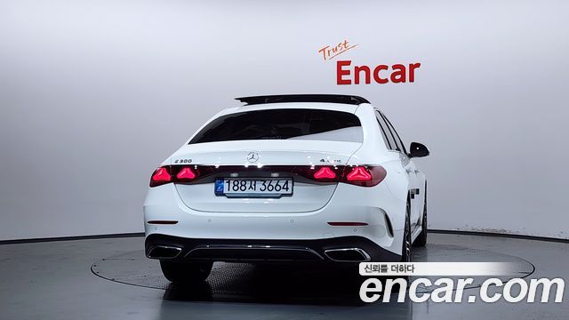 Mercedes-Benz E-Class (W214) E300 4MATIC AMG Line 2025 — фото 4