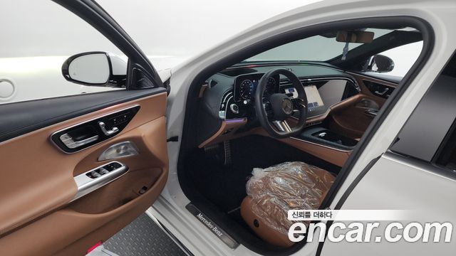 Mercedes-Benz E-Class (W214) E300 4MATIC AMG Line 2025 — фото 10