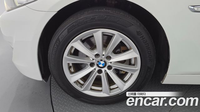BMW 5 Series (F10) 520d 2013 — фото 5