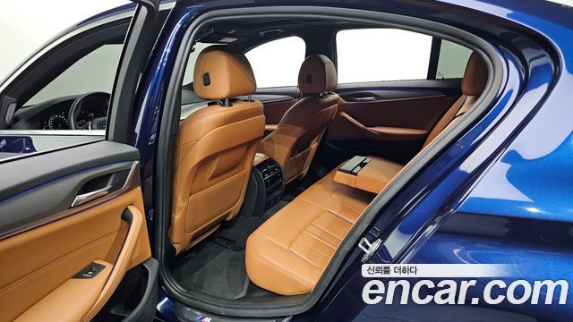 BMW 5 Series (G30) 520d M Sport Special Edition 2018 — фото 11